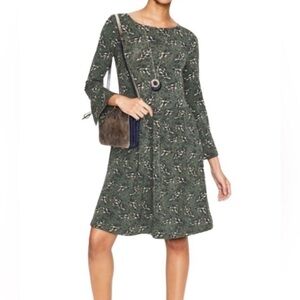Boden • Olive Green & Pink Floral Bell Sleeve Dress • Size 4 • EUC